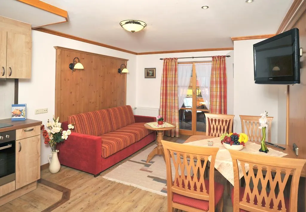 Pension Breitenlohner Reit im Winkl Guest house